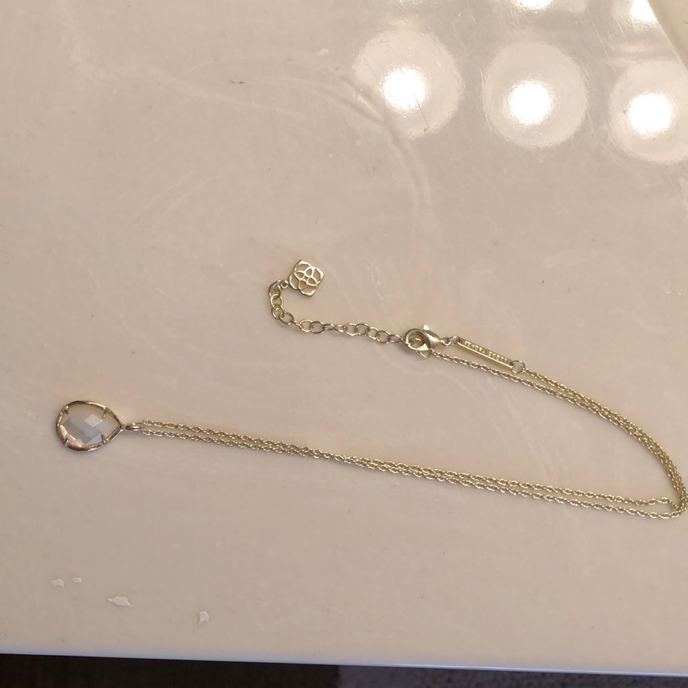 Kendra Scott pearl necklace